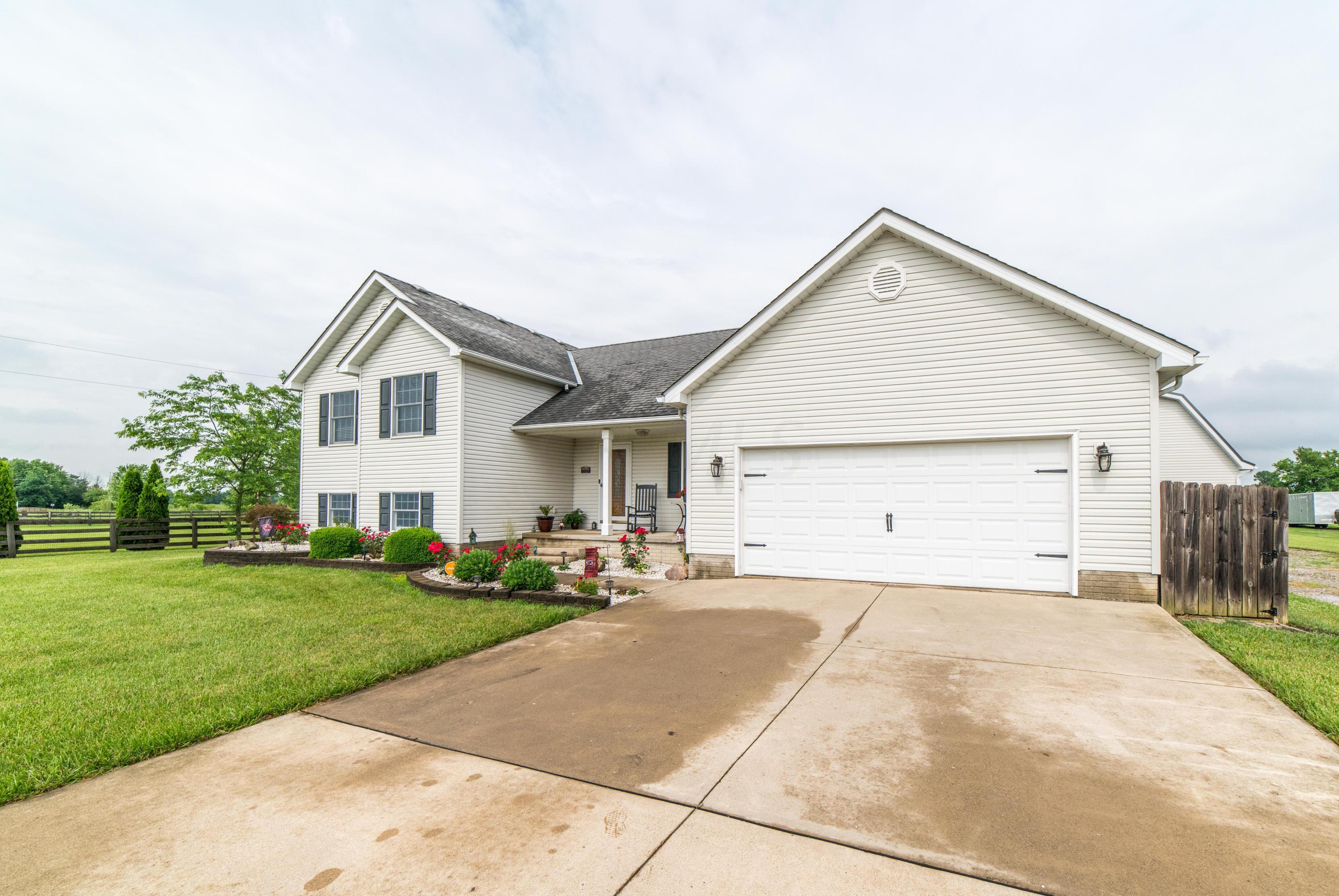 1201 Carr Road Ostrander, OH 43061 - Photo 4 of 35