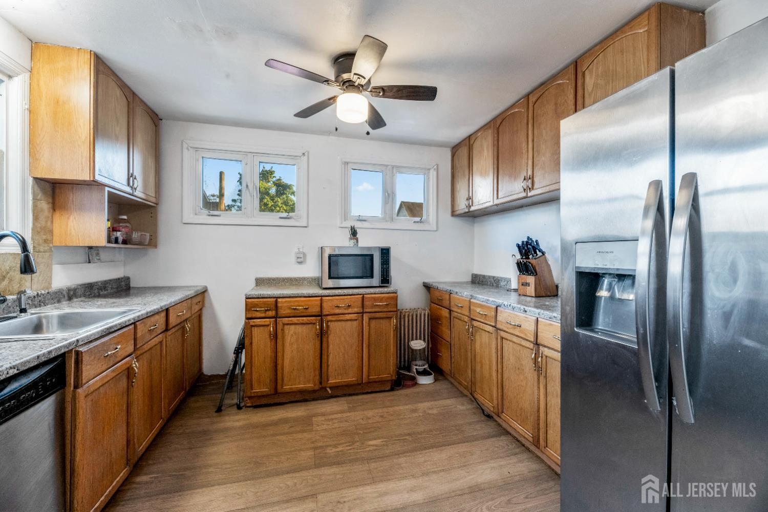 218 Washington Road Sayreville, NJ 08872 - Photo 6 of 21