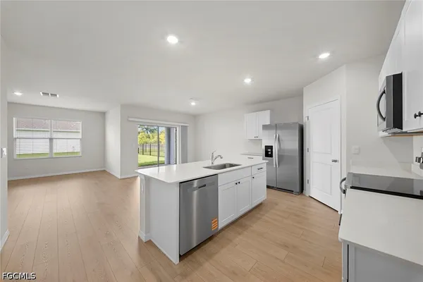 $2,100 | 4080 Peaceful River Lane, Fort Myers, FL 33905