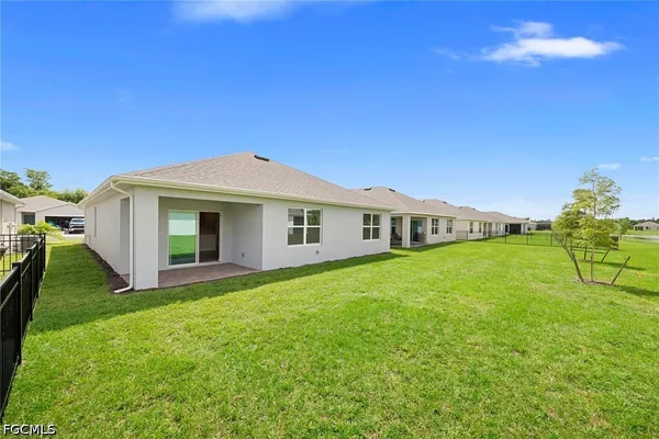 $2,100 | 4080 Peaceful River Lane, Fort Myers, FL 33905