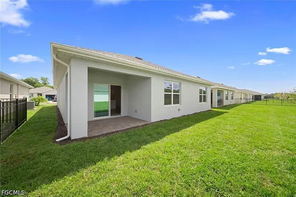 $2,100 | 4080 Peaceful River Lane, Fort Myers, FL 33905