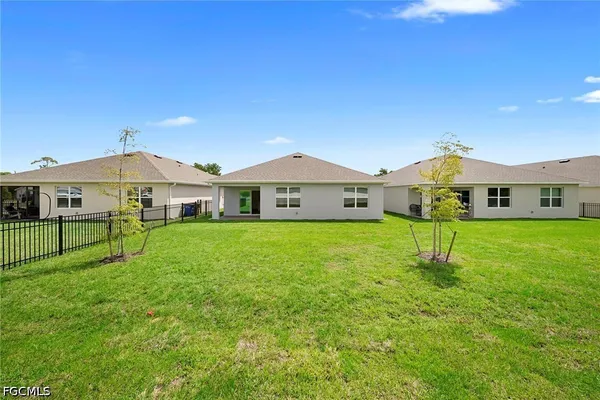 $2,100 | 4080 Peaceful River Lane, Fort Myers, FL 33905