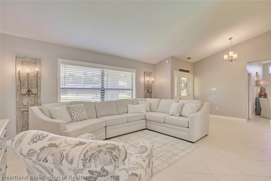 2912 Duffer Road Sebring, FL 33872 - Photo 6 of 32 Gallery Image 6
