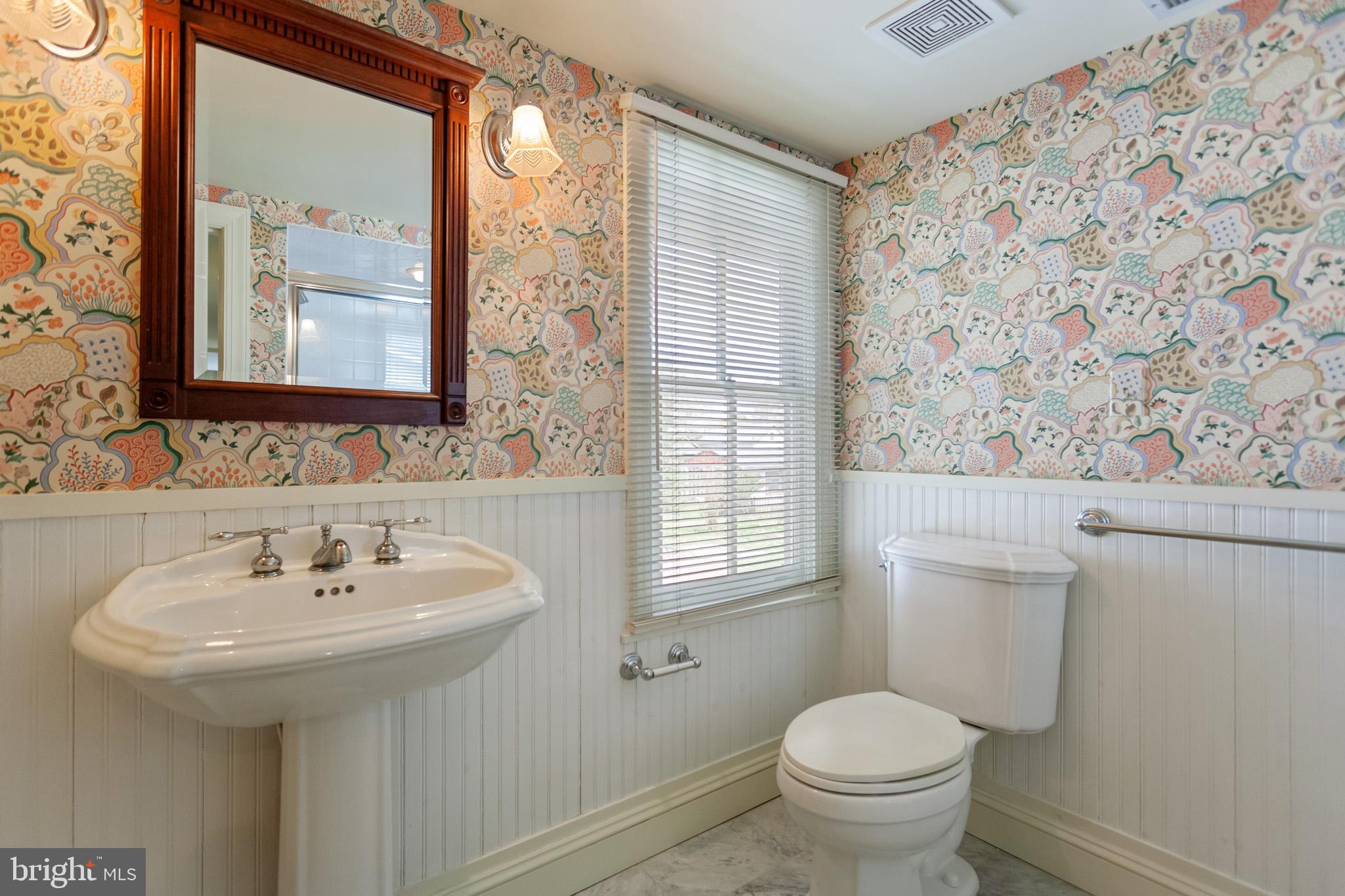 305 Righters Mill Road Gladwyne, PA 19035 - Photo 18 of 31 Full hall Bathroom