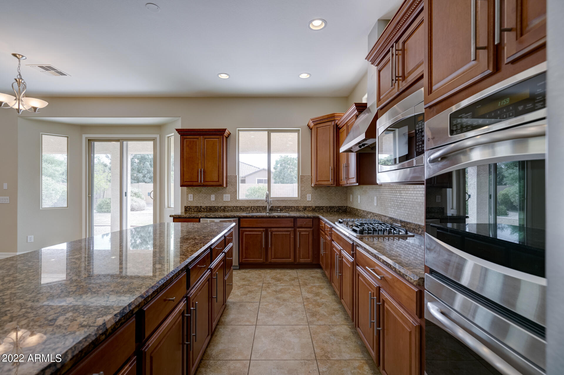 16093 West Coronado Road Goodyear, AZ 85395 - Photo 4 of 32 photo_02