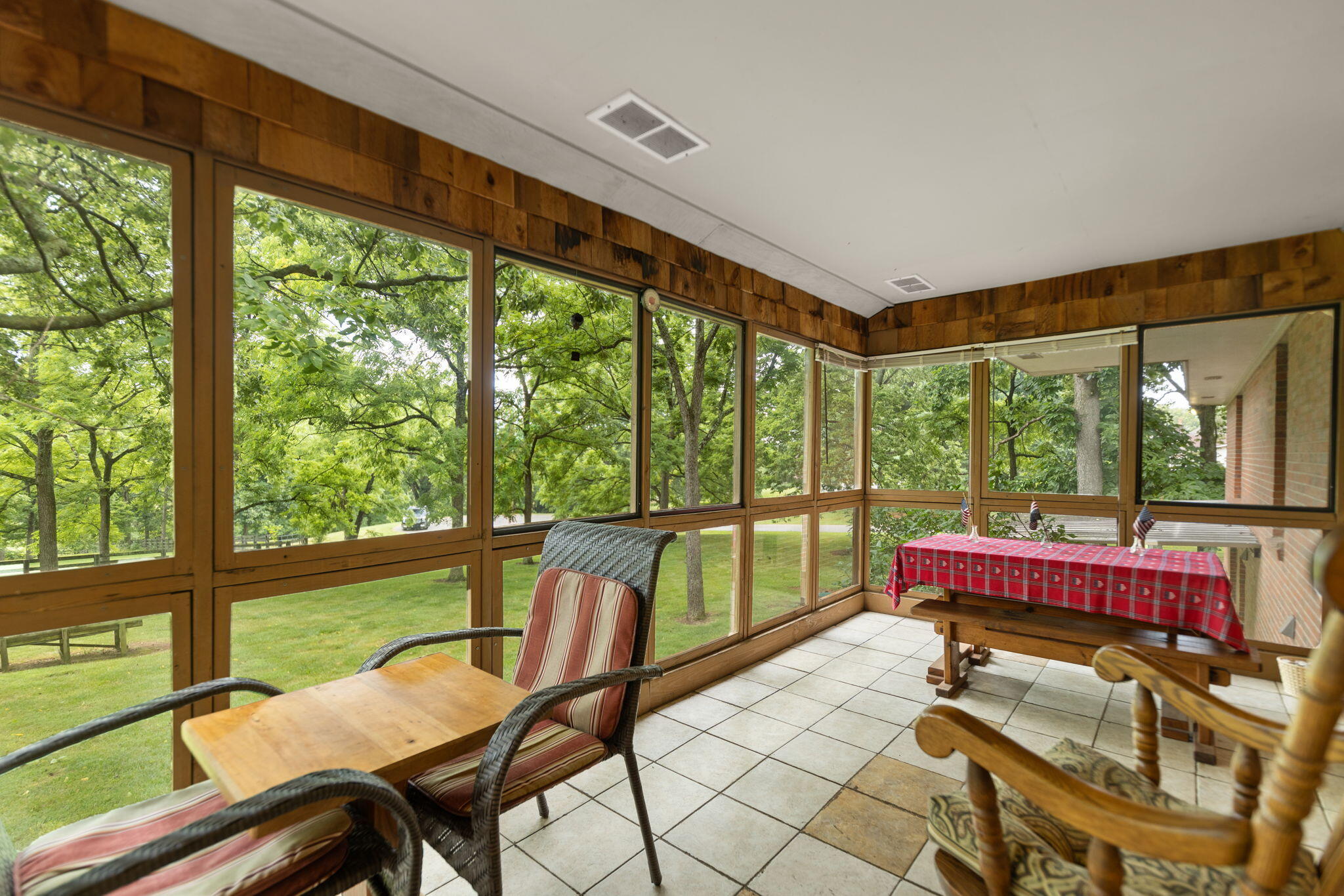 925 Walnut Road Frankfort, KY 40601 - Photo 43 of 74 23-web-or-mls-118A2022