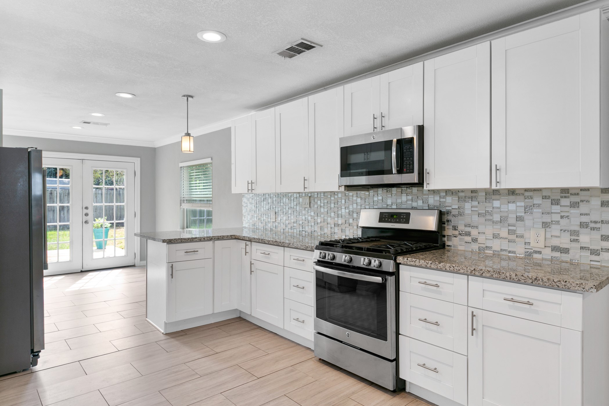 6915 Jalna Street Houston, TX 77055 - Photo 12 of 29