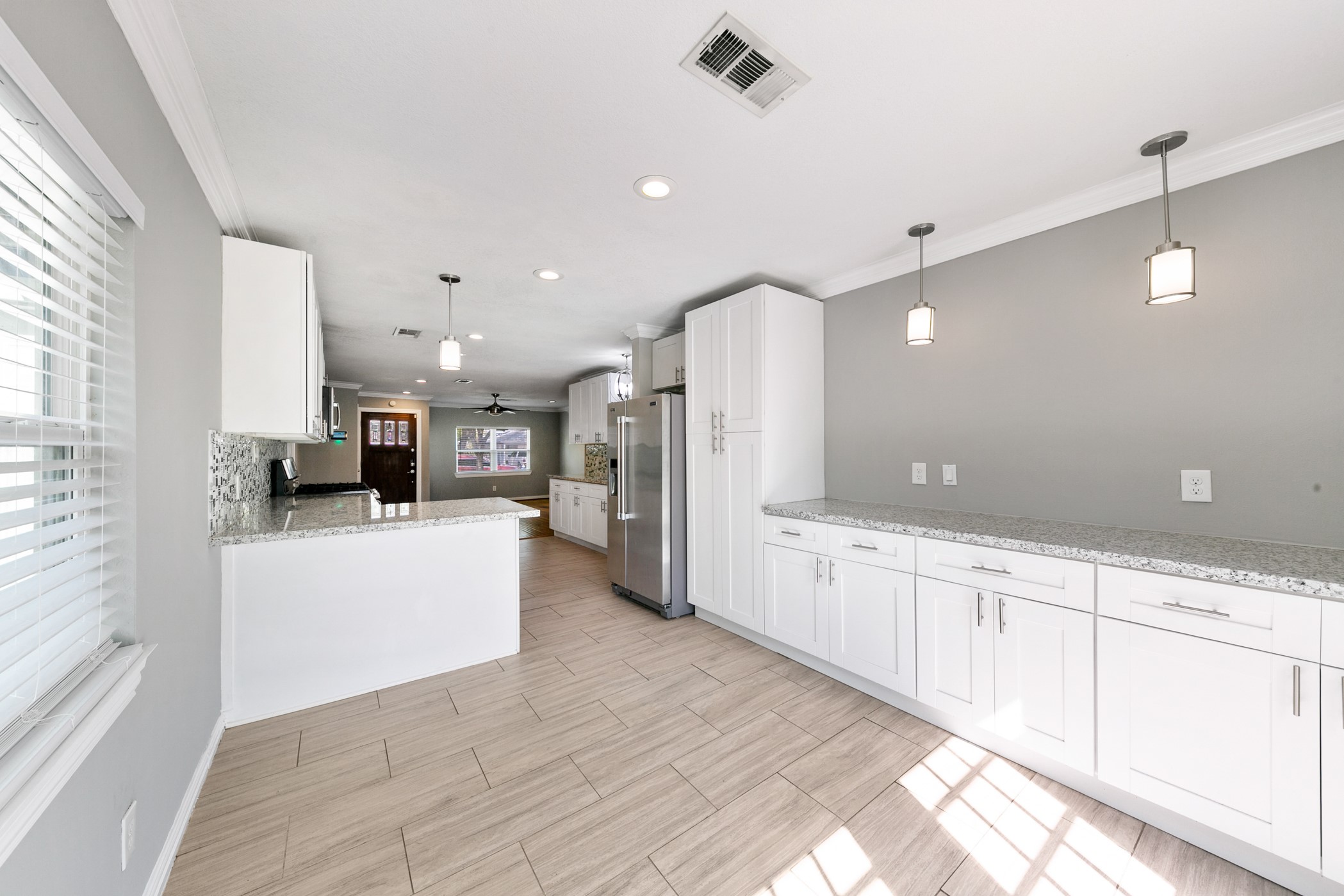 6915 Jalna Street Houston, TX 77055 - Photo 17 of 29