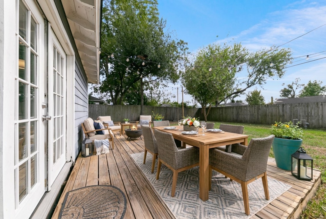 6915 Jalna Street Houston, TX 77055 - Photo 28 of 29 *Virtually Staged*