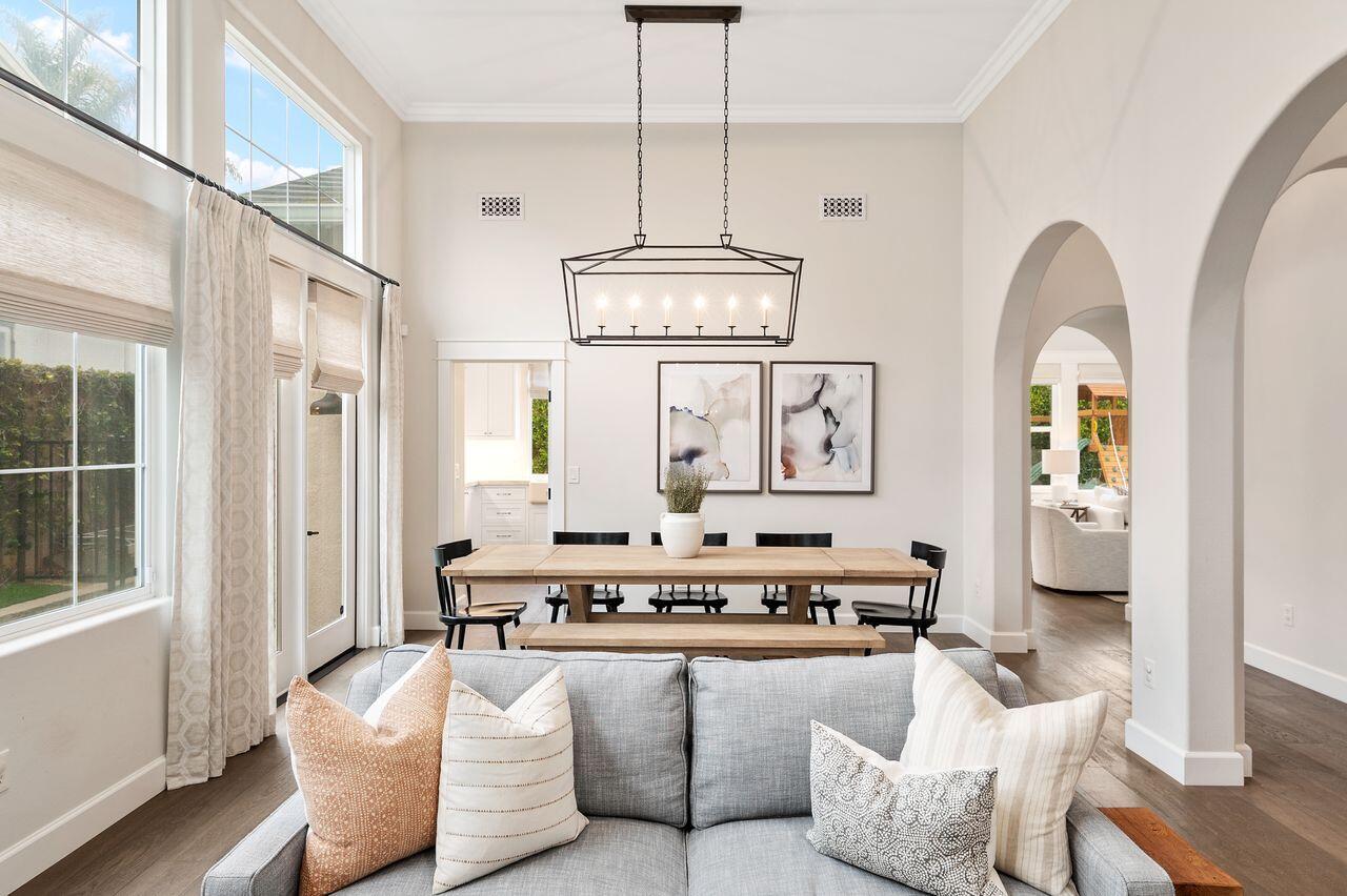 272 King Daniel Lane Goleta, CA 93117 - Photo 7 of 32 KingDaniel272.Living_DiningRoom3