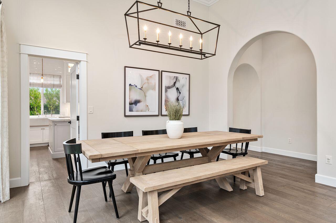 272 King Daniel Lane Goleta, CA 93117 - Photo 8 of 32 KingDaniel272.DiningArea1