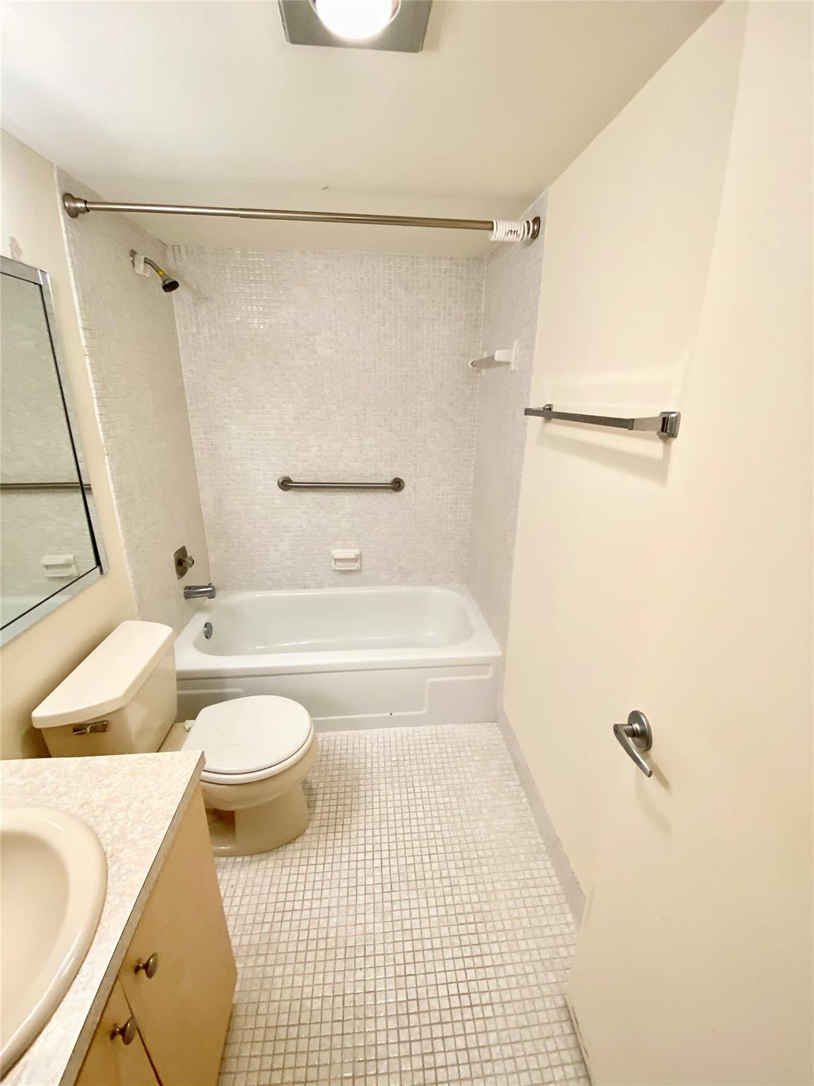 133 Fanshaw D, Unit 133 Boca Raton, FL 33434 - Photo 5 of 17 Photo 5