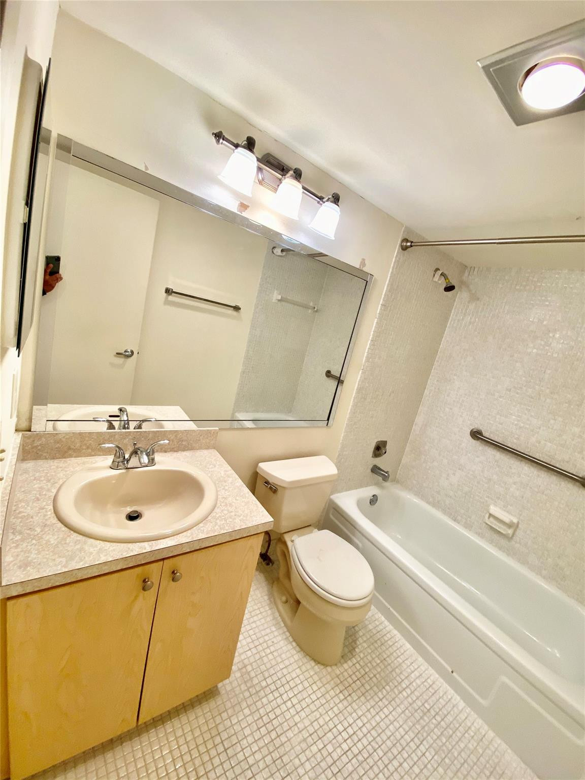 133 Fanshaw D, Unit 133 Boca Raton, FL 33434 - Photo 7 of 17 Photo 7