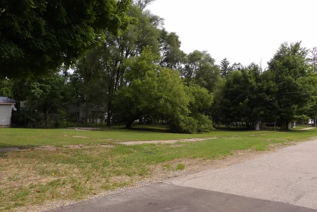 $8,950 | 343 South Hemlock Street, Evart, MI 49631