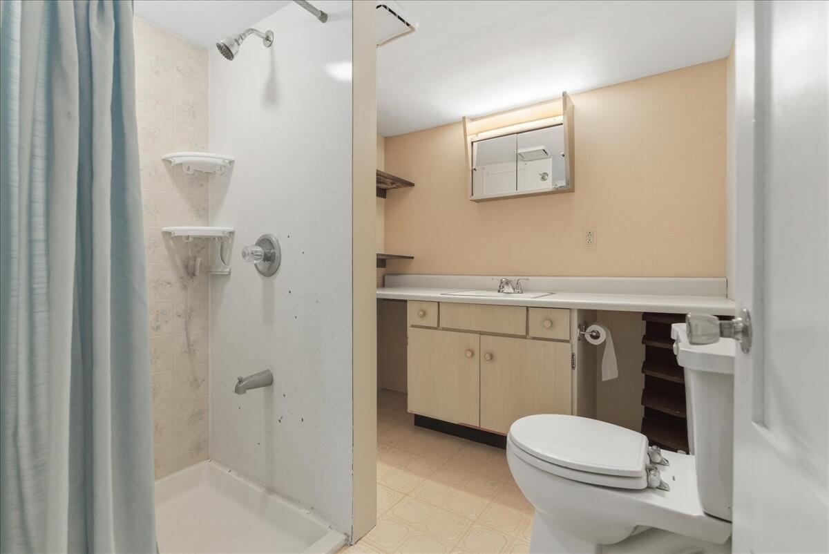 89 Bryant Road Buckfield, ME 04220 - Photo 43 of 72 Second Bath