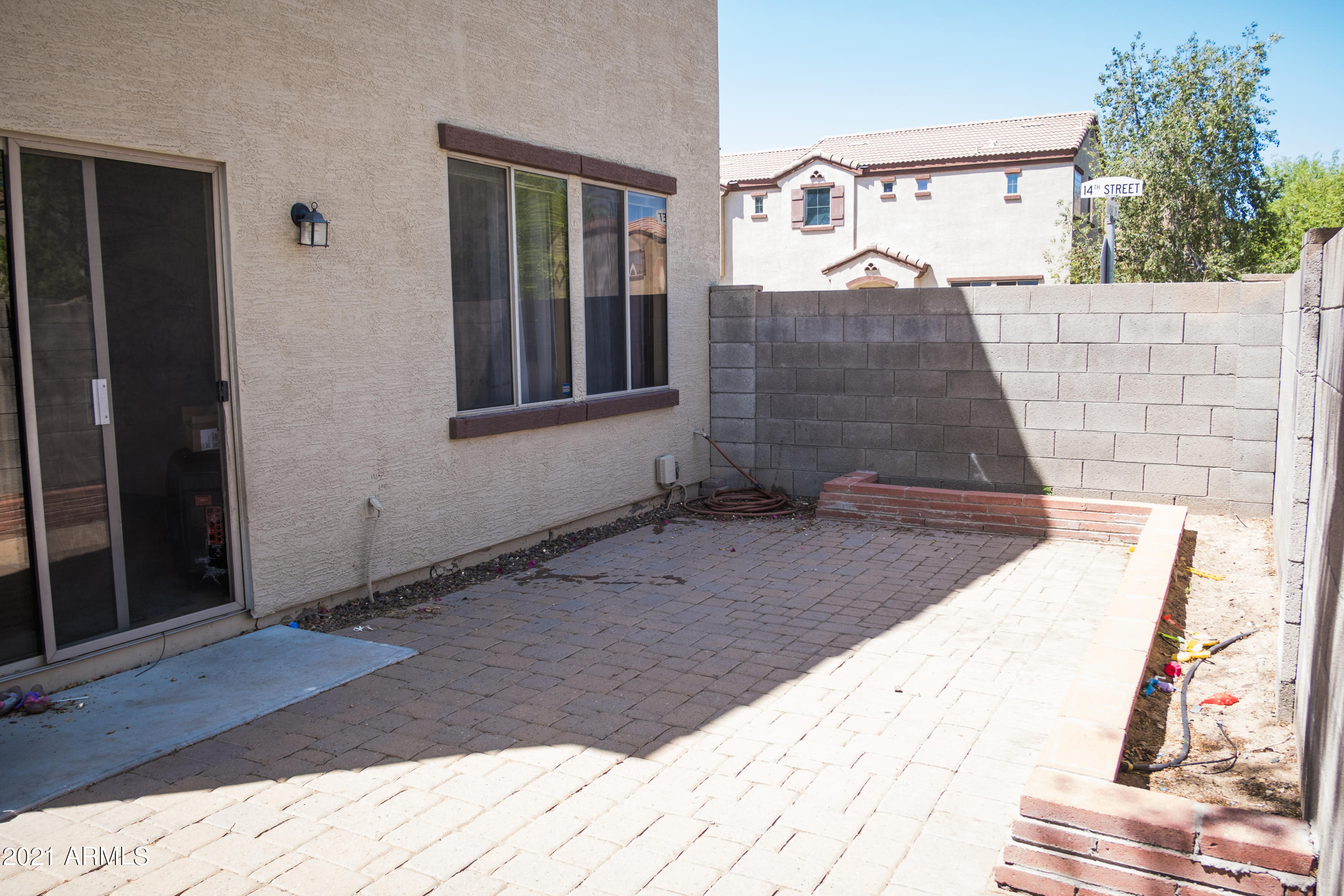 7501 South 14th Street Phoenix, AZ 85042 - Photo 15 of 16 Back Yard