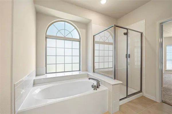 $3,200 | 6040 Liverpool Street, Aubrey, TX 76227