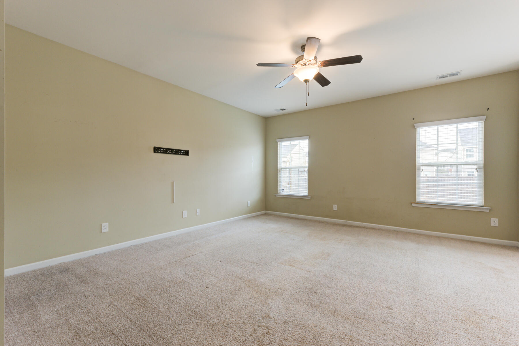 334 Beautyberry Road Summerville, SC 29486 - Photo 11 of 41 334 Beautyberry Rd, Summerville SC (7)