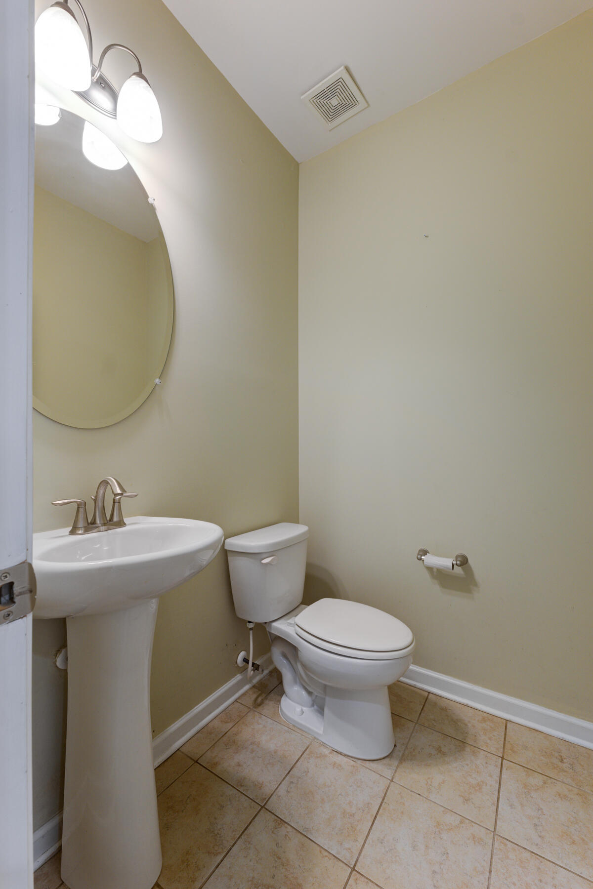 334 Beautyberry Road Summerville, SC 29486 - Photo 20 of 41 334 Beautyberry Rd, Summerville SC (17)