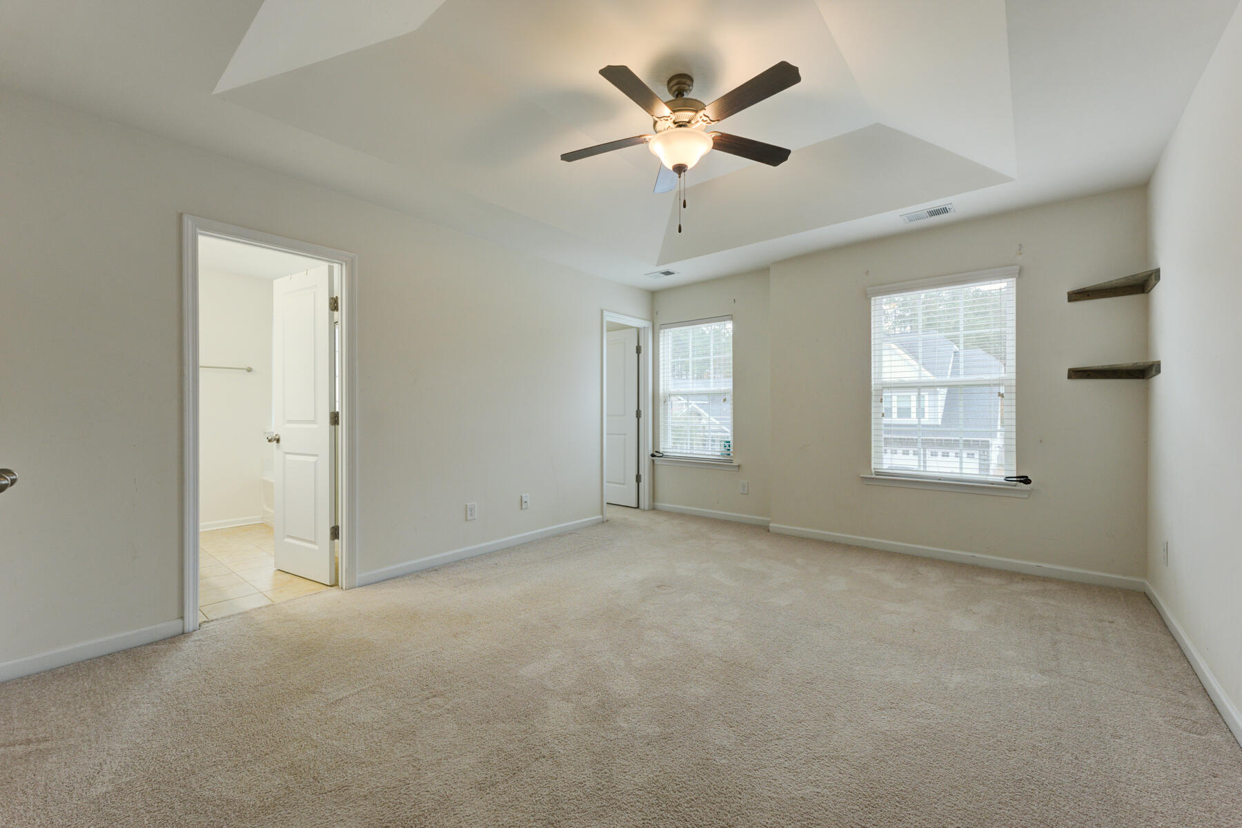 334 Beautyberry Road Summerville, SC 29486 - Photo 22 of 41 334 Beautyberry Rd, Summerville SC (19)