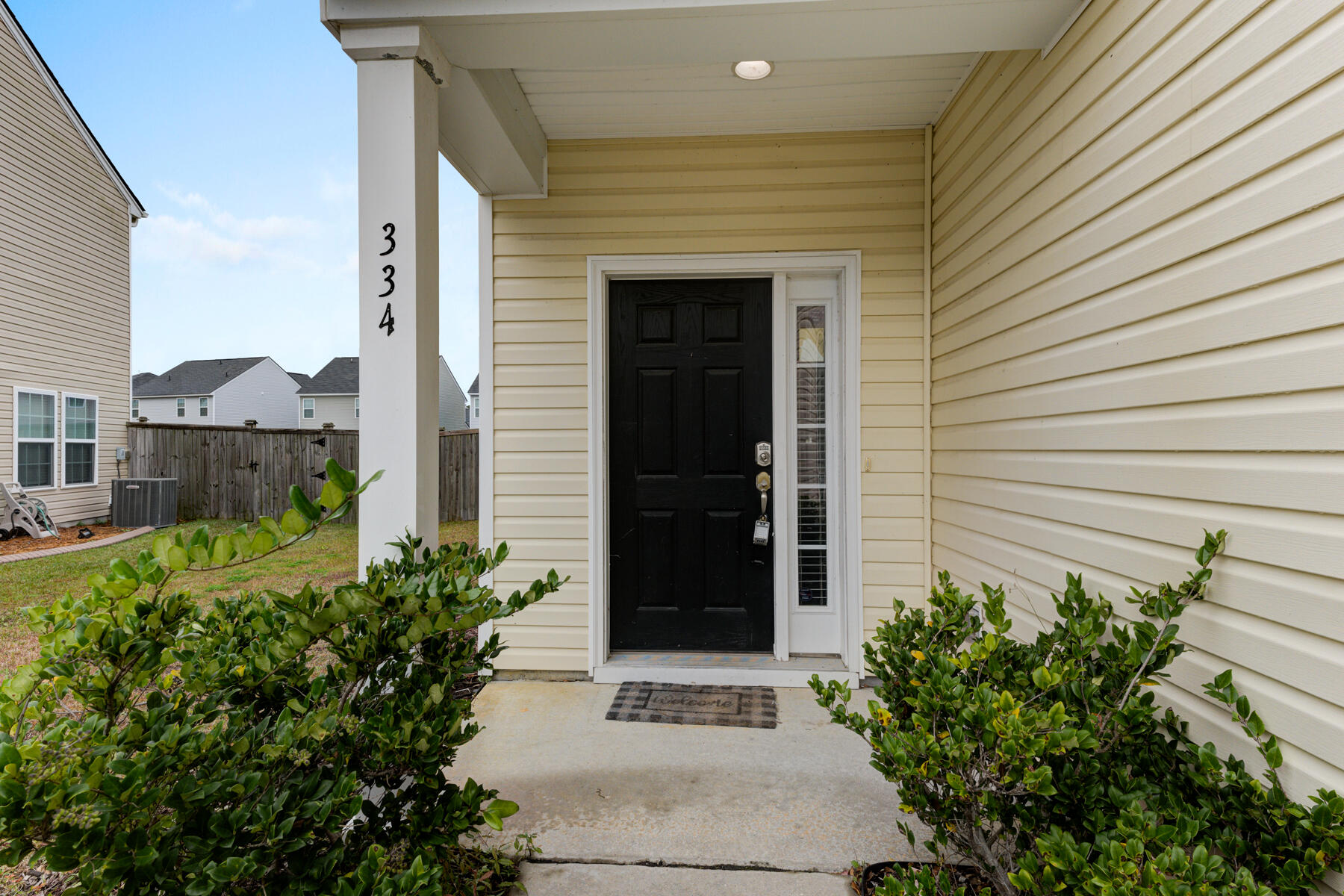 334 Beautyberry Road Summerville, SC 29486 - Photo 8 of 41 334 Beautyberry Rd, Summerville SC (4)