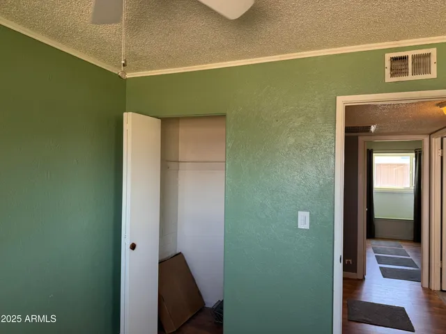 $89,990 | 5363 North Black Canyon Highway, Phoenix, AZ 85015