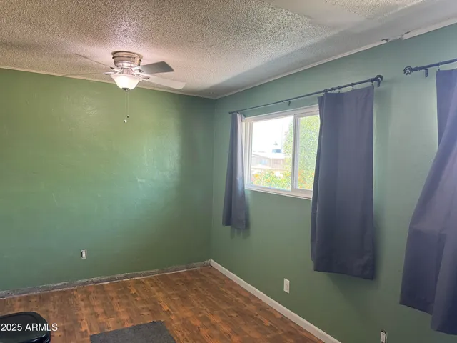 $89,990 | 5363 North Black Canyon Highway, Phoenix, AZ 85015