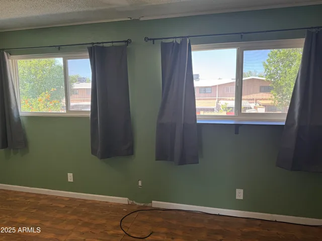 $89,990 | 5363 North Black Canyon Highway, Phoenix, AZ 85015