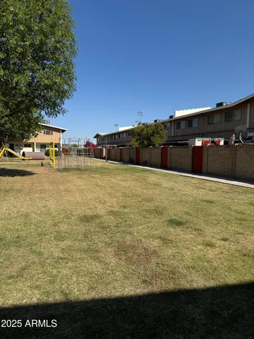 $89,990 | 5363 North Black Canyon Highway, Phoenix, AZ 85015