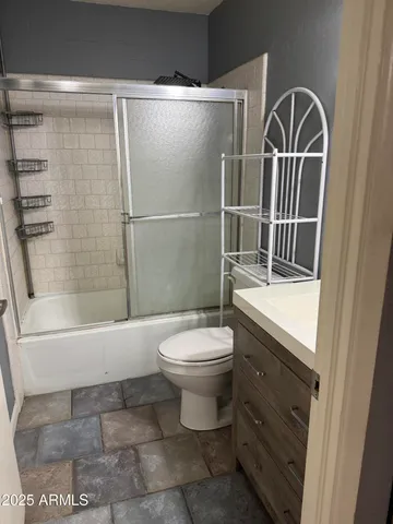 $89,990 | 5363 North Black Canyon Highway, Phoenix, AZ 85015