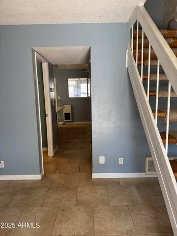 $89,990 | 5363 North Black Canyon Highway, Phoenix, AZ 85015