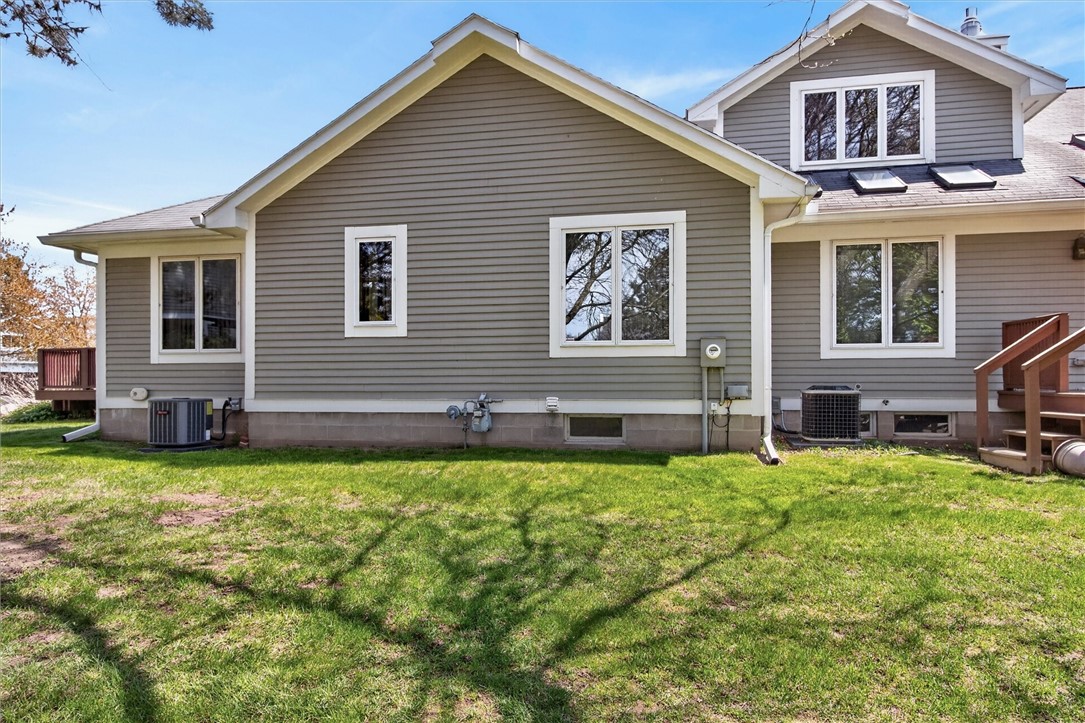 13 Running Brook Lane Greece, NY 14626 - Photo 8 of 40