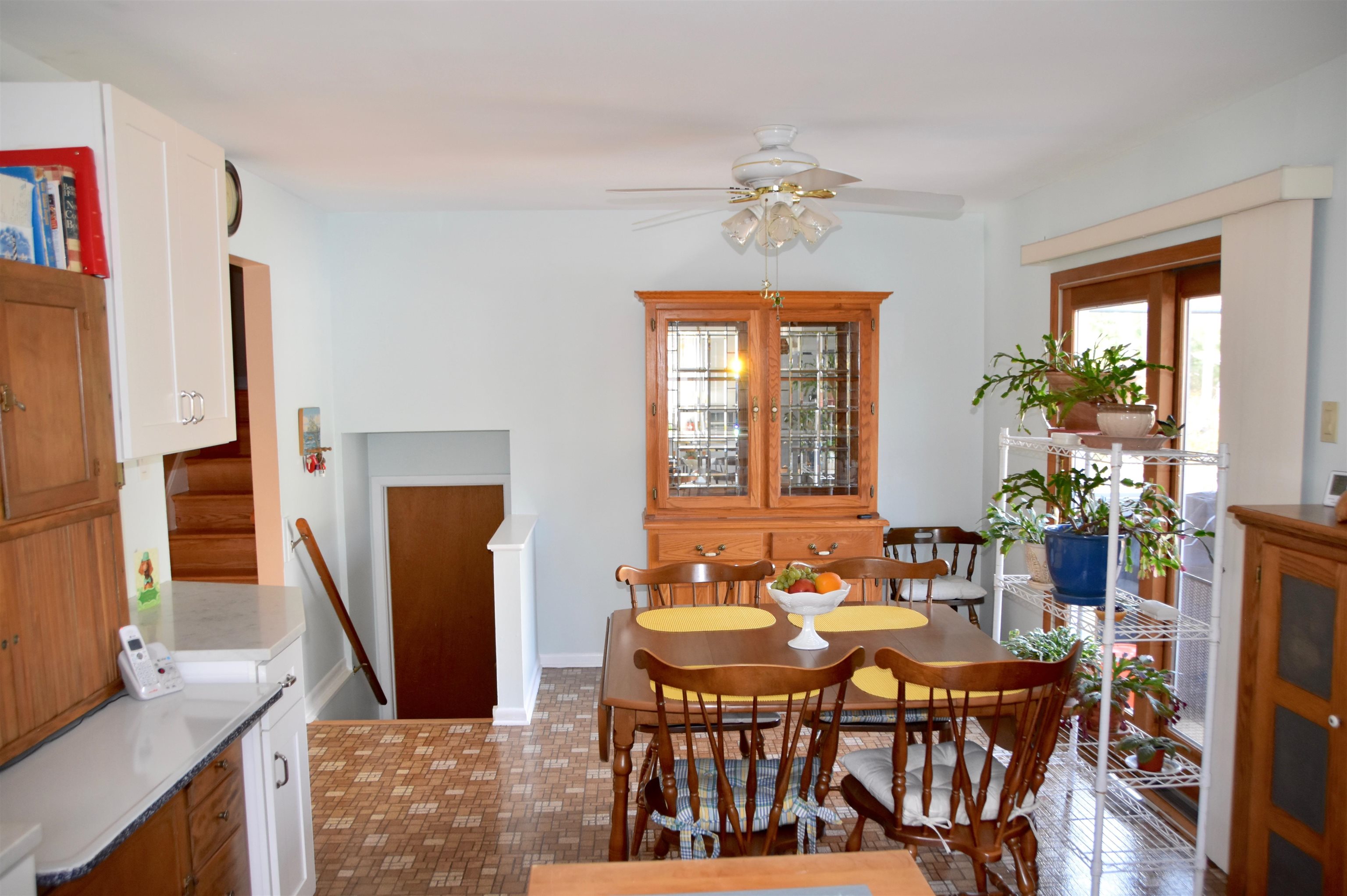 91 Tyler Road Ocean View, NJ 08230 - Photo 12 of 34 a view of a dining room with furniture and a chandelier