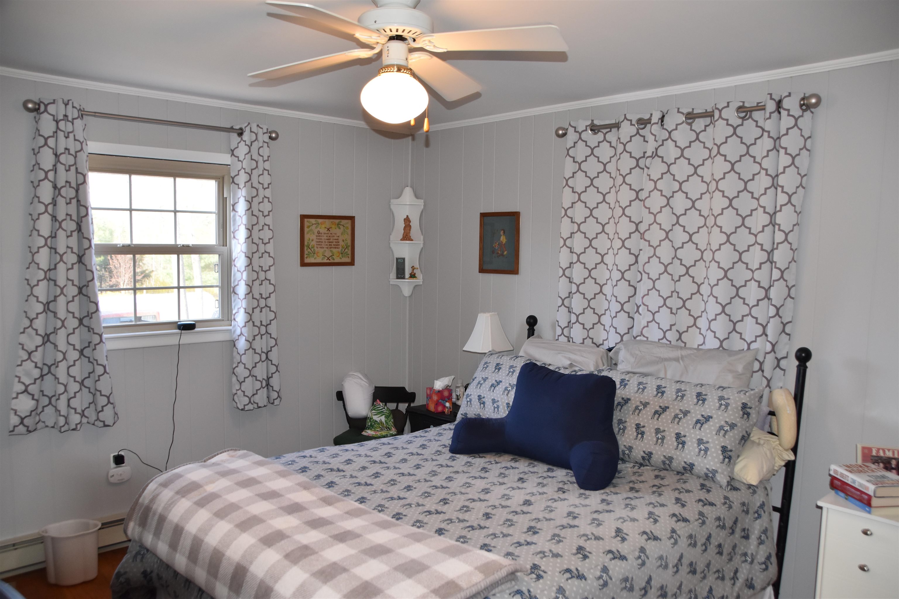 91 Tyler Road Ocean View, NJ 08230 - Photo 19 of 34 a bedroom with a bed and a window with chair