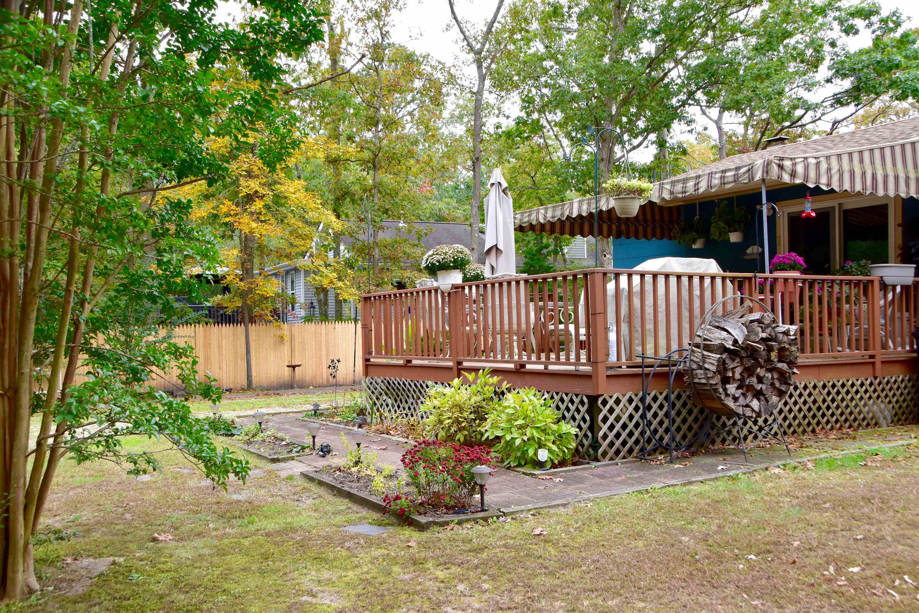 91 Tyler Road Ocean View, NJ 08230 - Photo 29 of 34 a garden covered with wooden fence