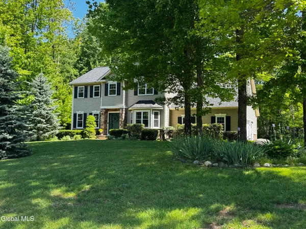 $749,000 | 2 Sheffield Road, Wilton, NY 12831