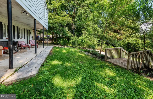 a sign on the side of the road