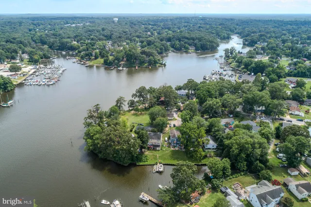 $285,000 | 124 Club Road, Pasadena, MD 21122