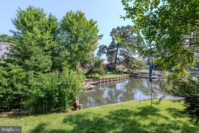 $285,000 | 124 Club Road, Pasadena, MD 21122