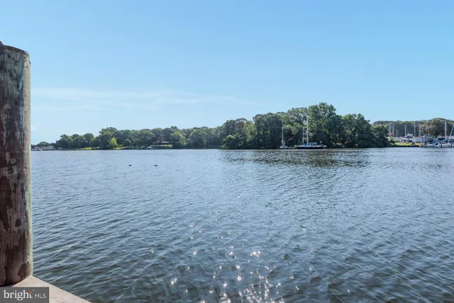 $285,000 | 124 Club Road, Pasadena, MD 21122