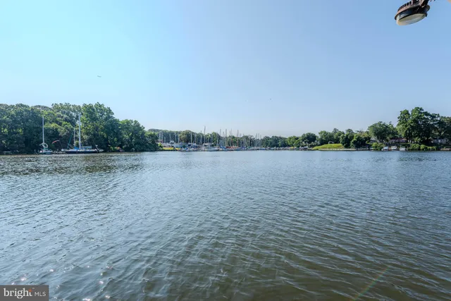 $285,000 | 124 Club Road, Pasadena, MD 21122