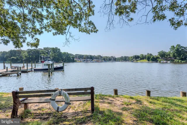 $285,000 | 124 Club Road, Pasadena, MD 21122