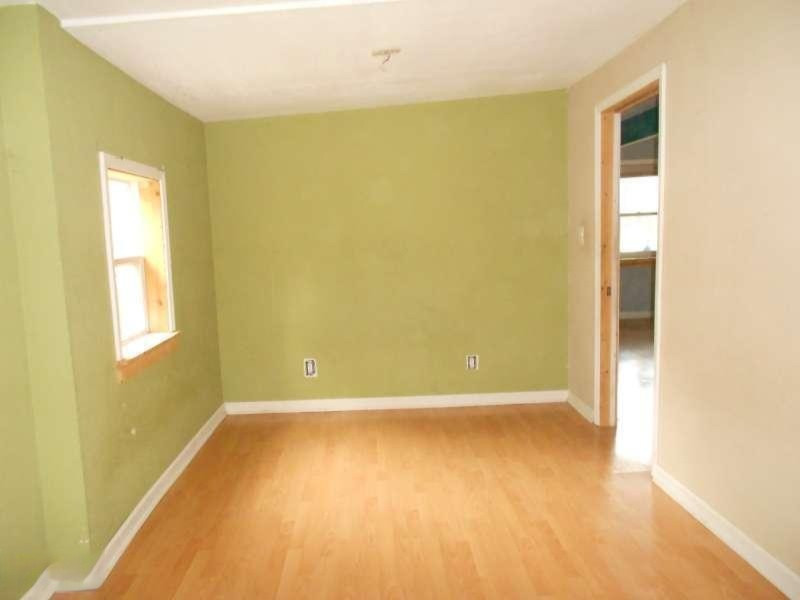 125 East River Road Muskegon, MI 49445 - Photo 7 of 14 DSCN7104