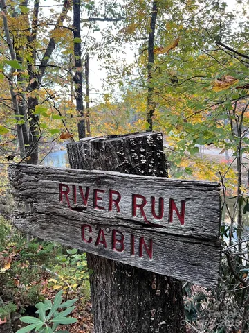 $765,000 | 996 Halls Chapel Road, Burnsville, NC 28714