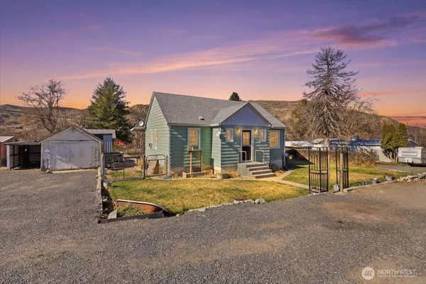 $250,000 | 5 South Williams Street, Elmer City, WA 99124