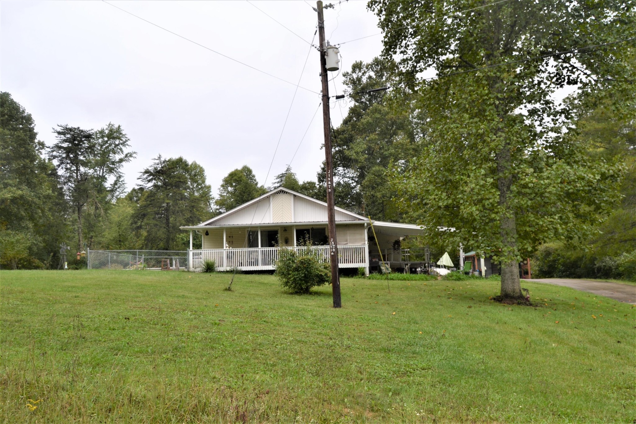 674 England Road Crossville, TN 38571 - Photo 1 of 31 Gallery Image 1
