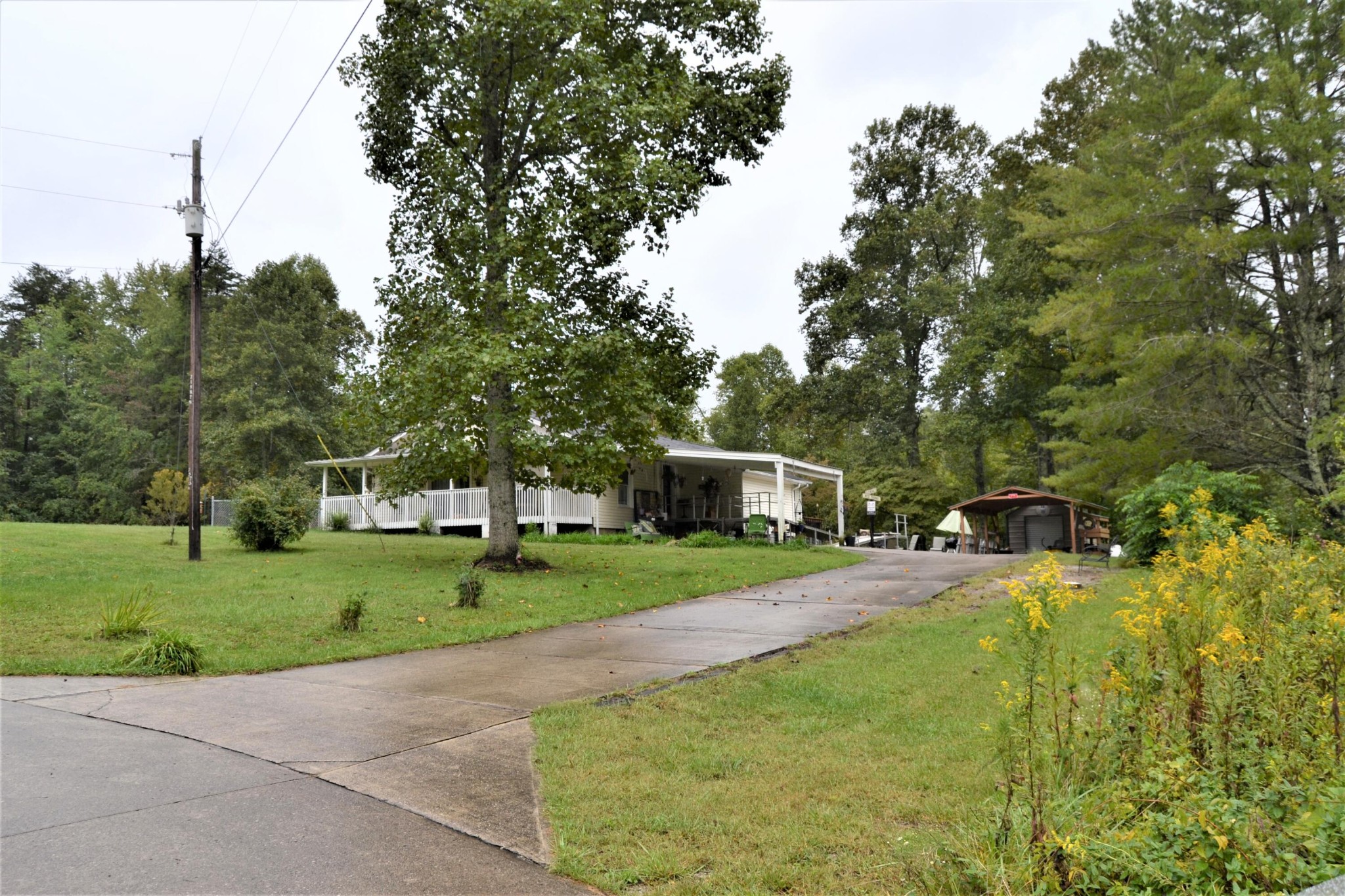 674 England Road Crossville, TN 38571 - Photo 2 of 31 Gallery Image 2