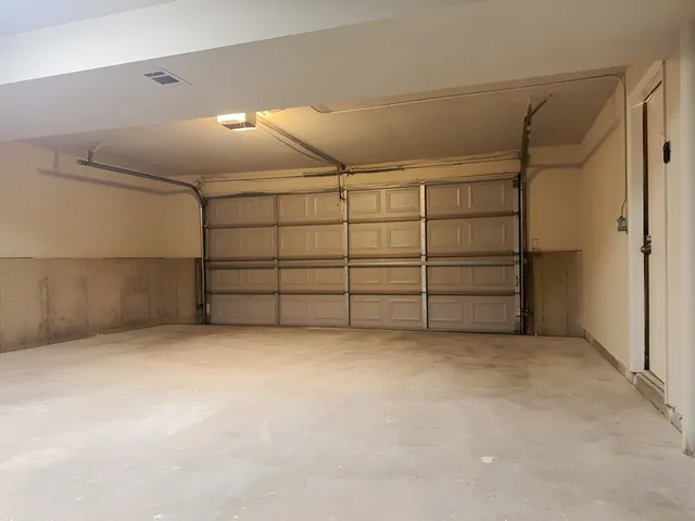 $354,900 | 89 Brookwood Court, Elgin, IL 60123