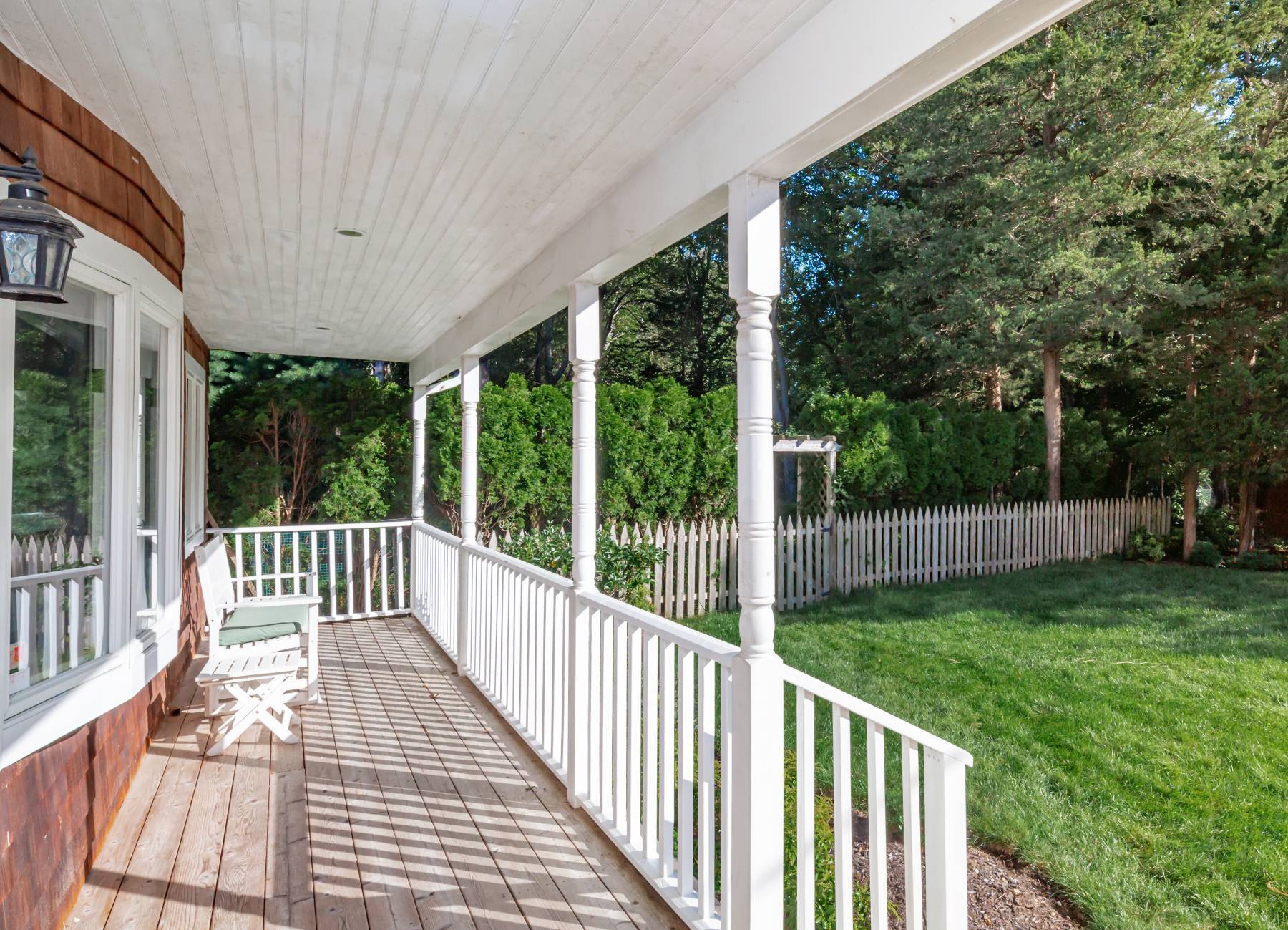 7 Cove Road North Southampton, NY 11968 - Photo 4 of 21 Gallery Image 4