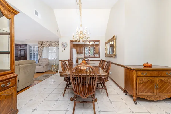 $695,000 | 101 Collier Road, Wethersfield, CT 06109